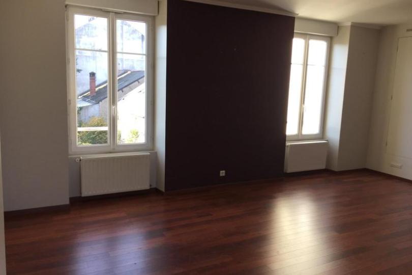 Photo n°2 - Louer un appartement 4 pièces<br/> de 85 m² à Nantes (44000)