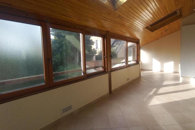 Photo n°3 - Louer un maison 8 pièces<br/> de 195 m² à Nantes (44100)
