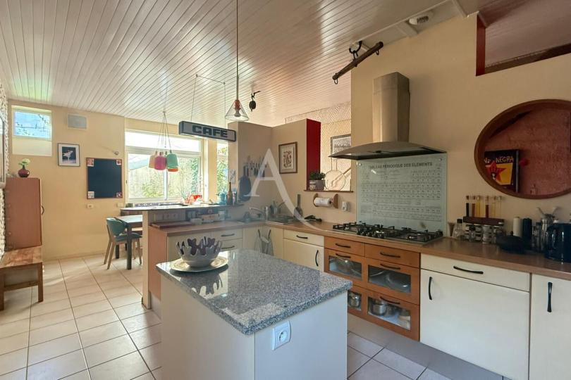 Photo n°2 - Acheter un maison 6 pièces<br/> de 203 m² à Nantes (44100)