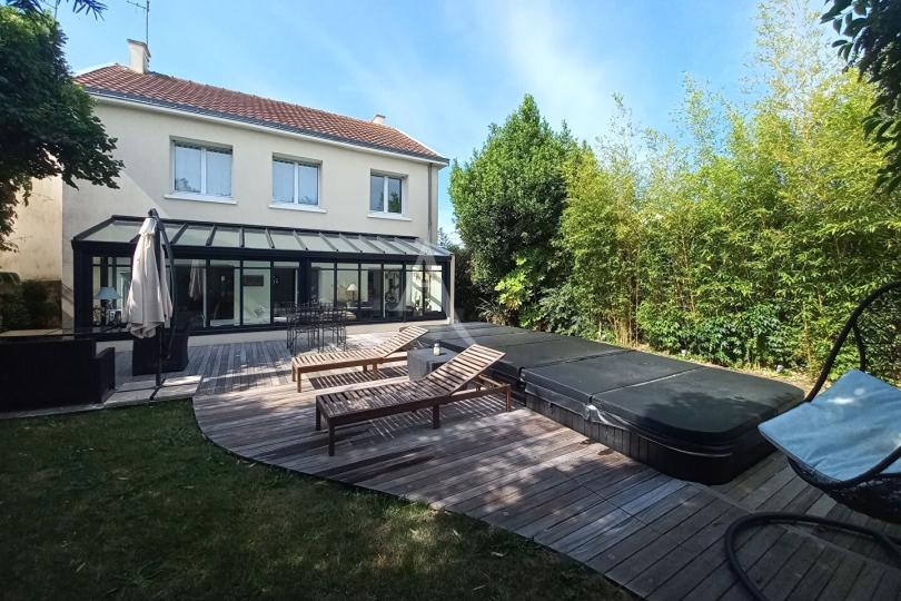 Photo n°1 - Acheter un maison 7 pièces<br/> de 139 m² à Nantes (44000)