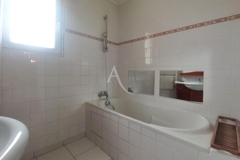 Photo n°12 - Acheter un maison 7 pièces<br/> de 139 m² à Nantes (44000)
