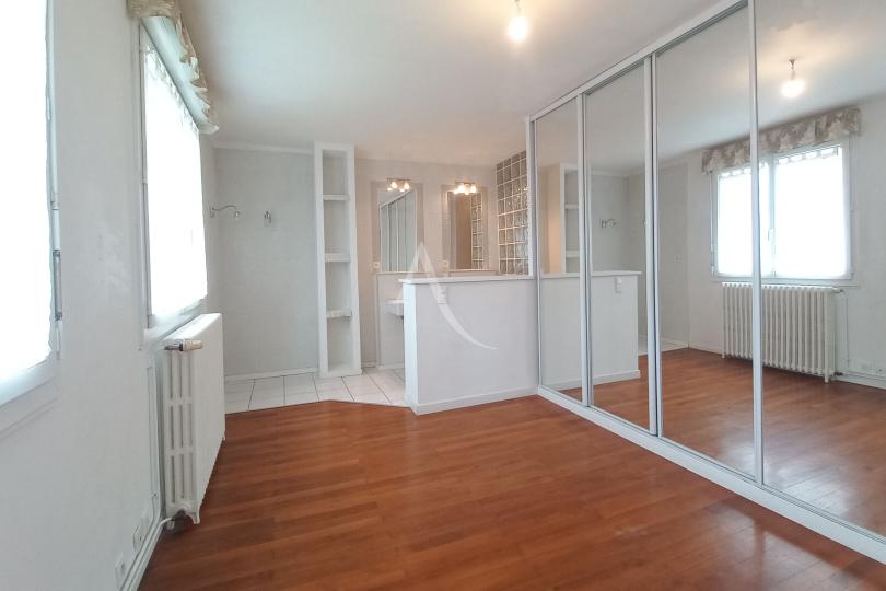 Photo n°9 - Acheter un maison 7 pièces<br/> de 139 m² à Nantes (44000)