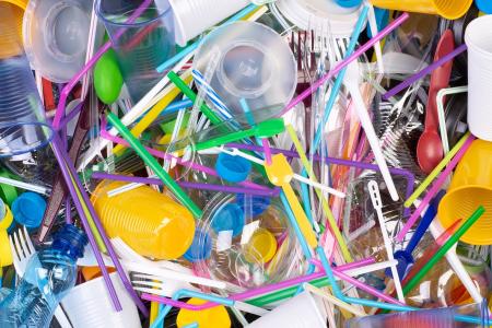 Idées décoration pour la maison : donner une seconde vie à vos objets plastiques